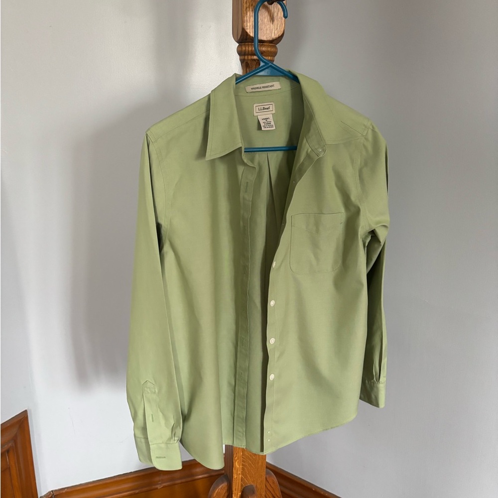 L.L Bean Men's Green Shirt